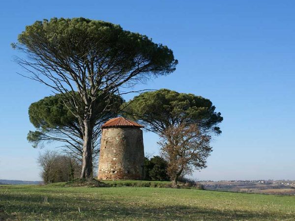 mairie monbrun gers moulin de l ardut historique 600x450